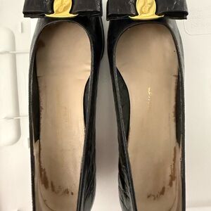 Vintage Ferragamo shoes size 6c